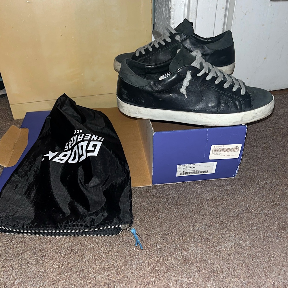 Golden Goose Superstar (Men’s Sneakers)
